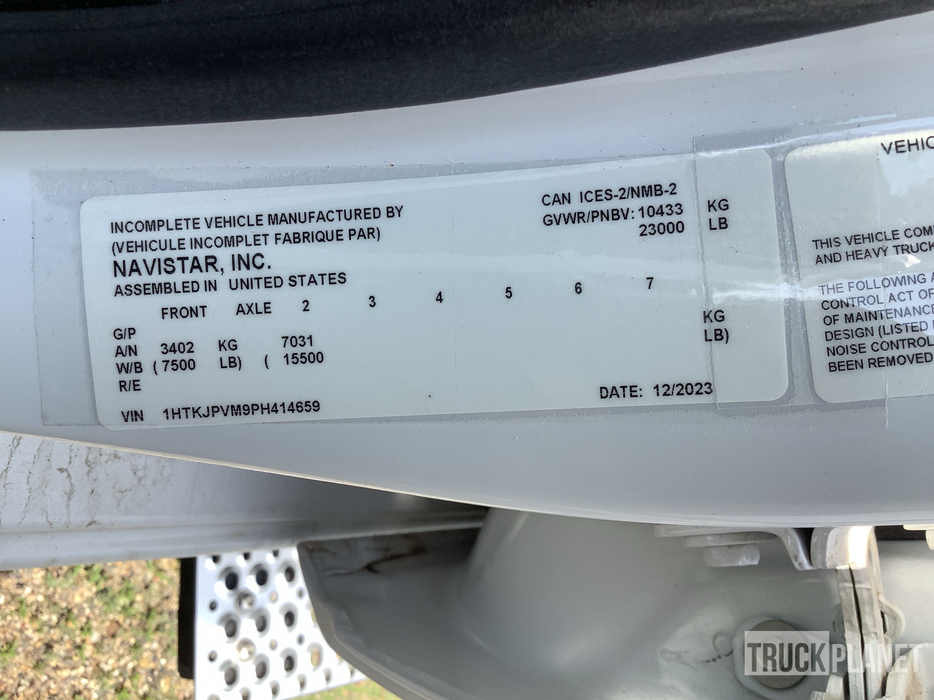General Appearance with Serial Number / VIN