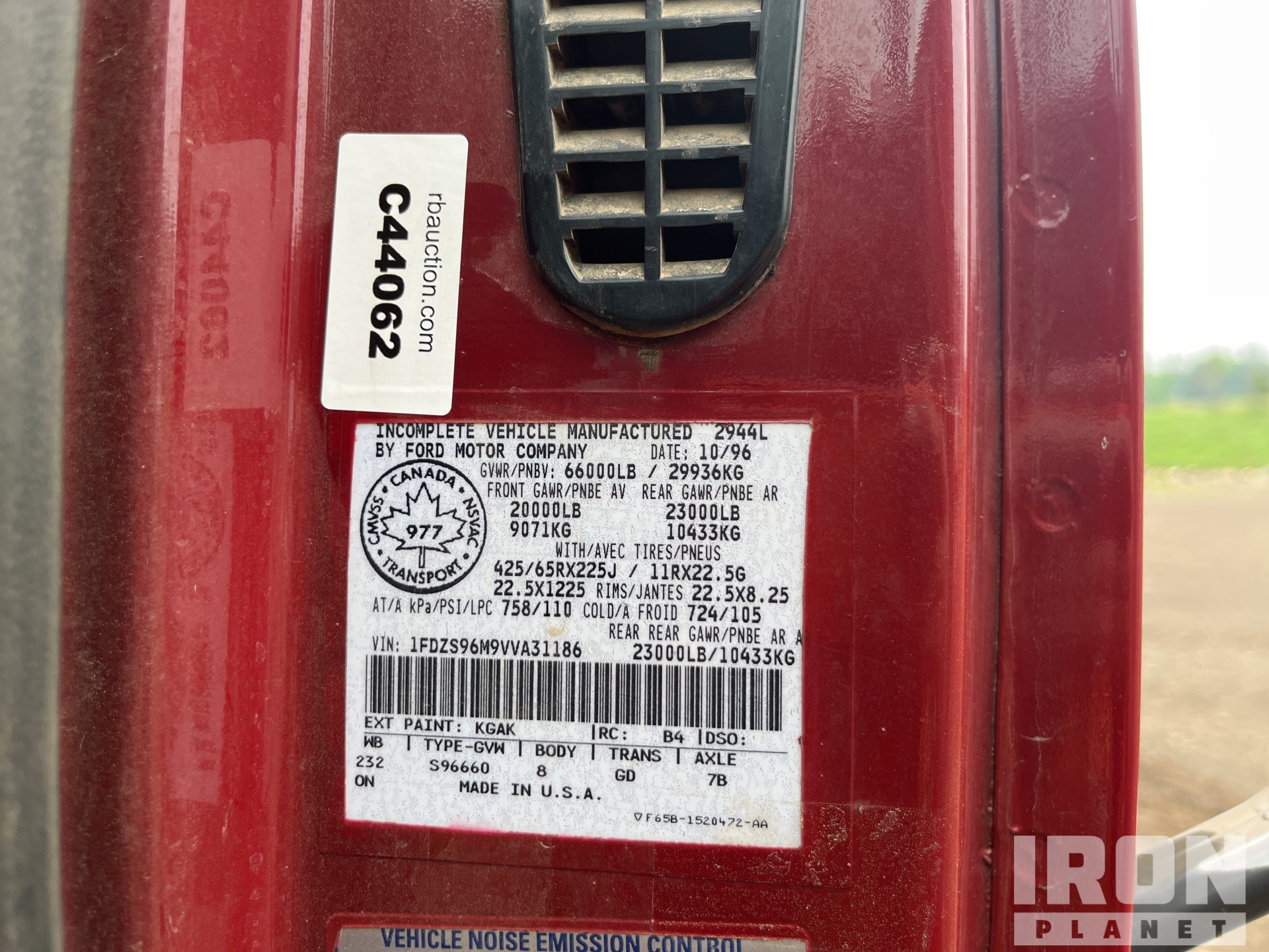 General Appearance with Serial Number / VIN