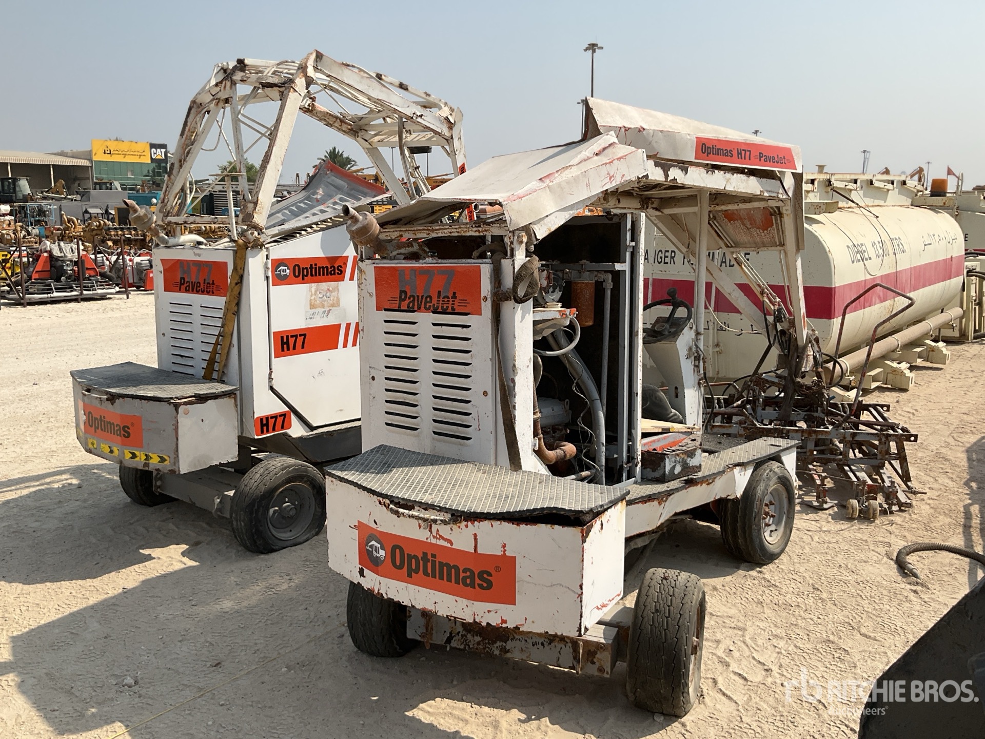 Aspect général with Image, coin arrière droit