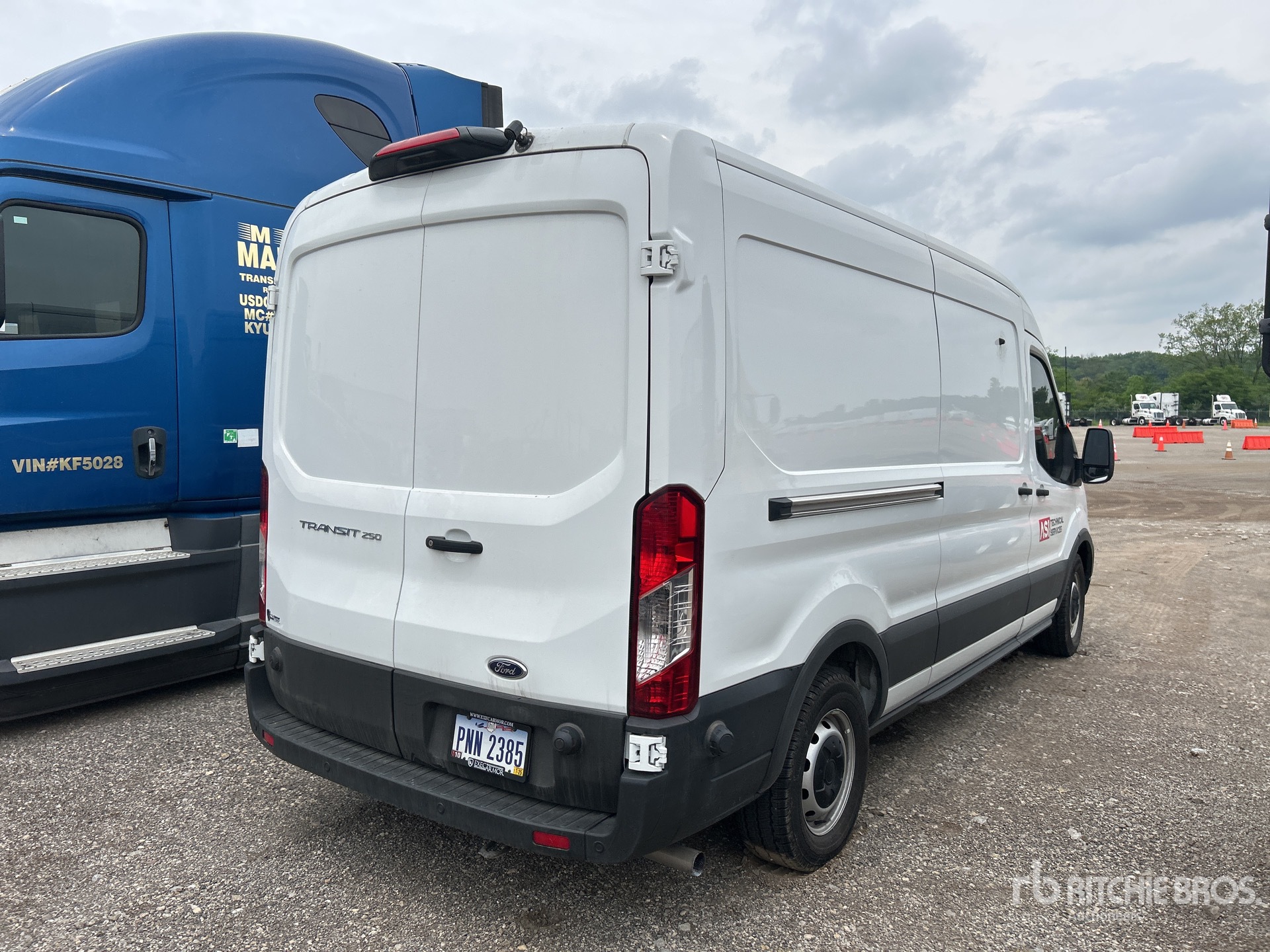 General Appearance with Picture, Right Rear Corner