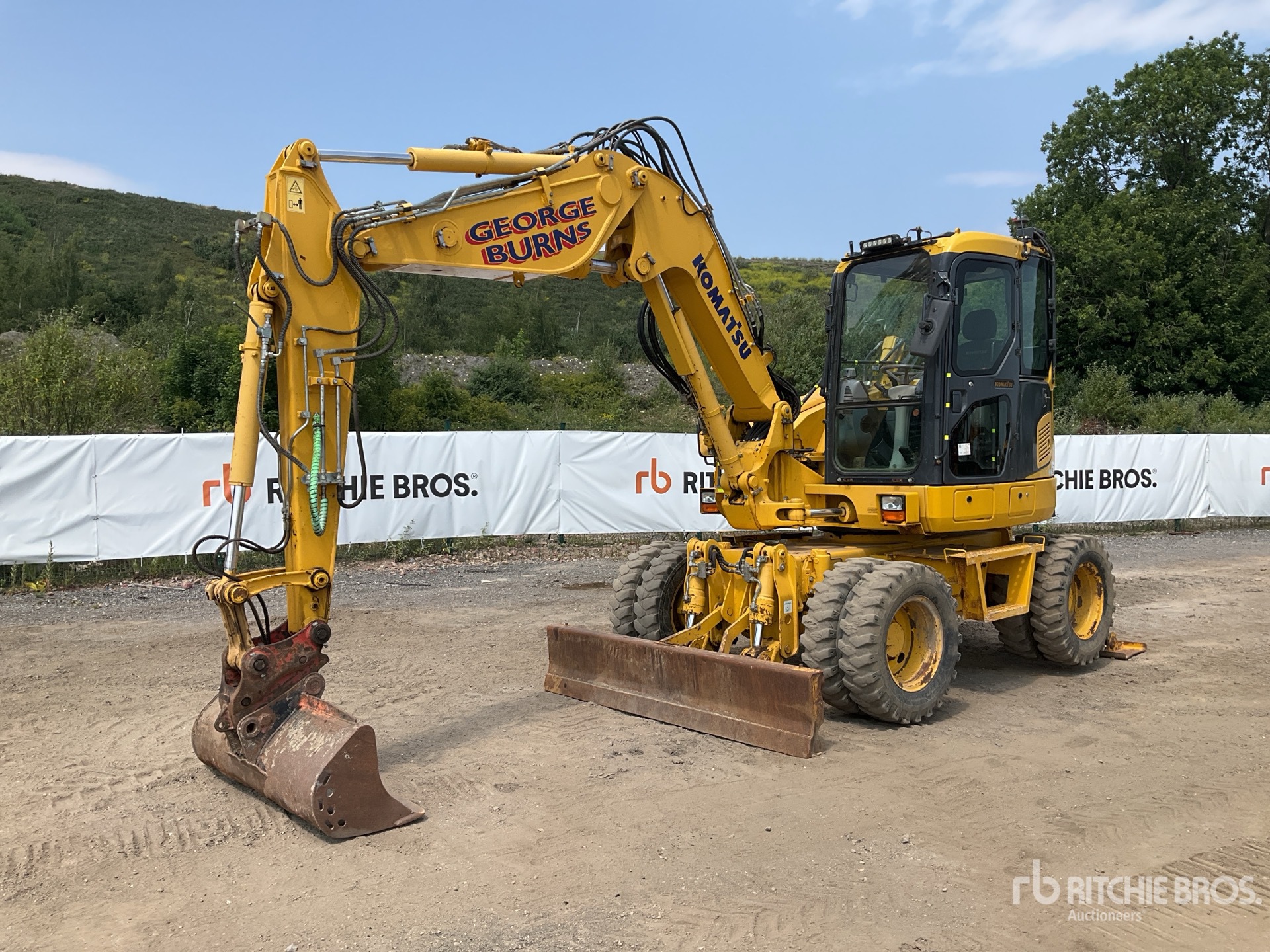 General Appearance with Picture, Left Front Corner