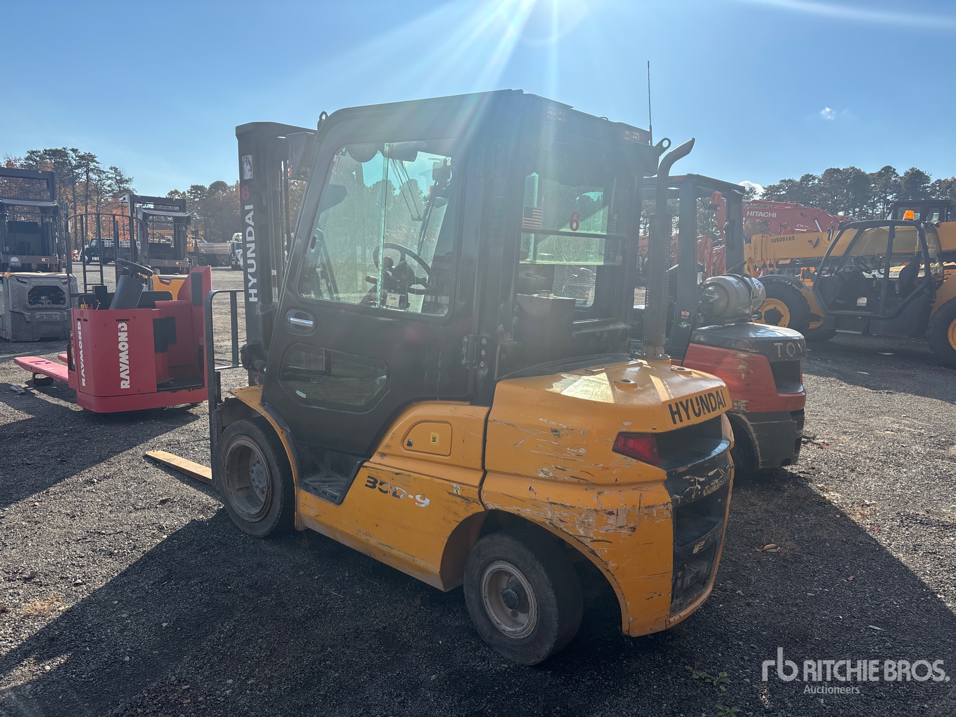 General Appearance with Bild, Ecke hinten links