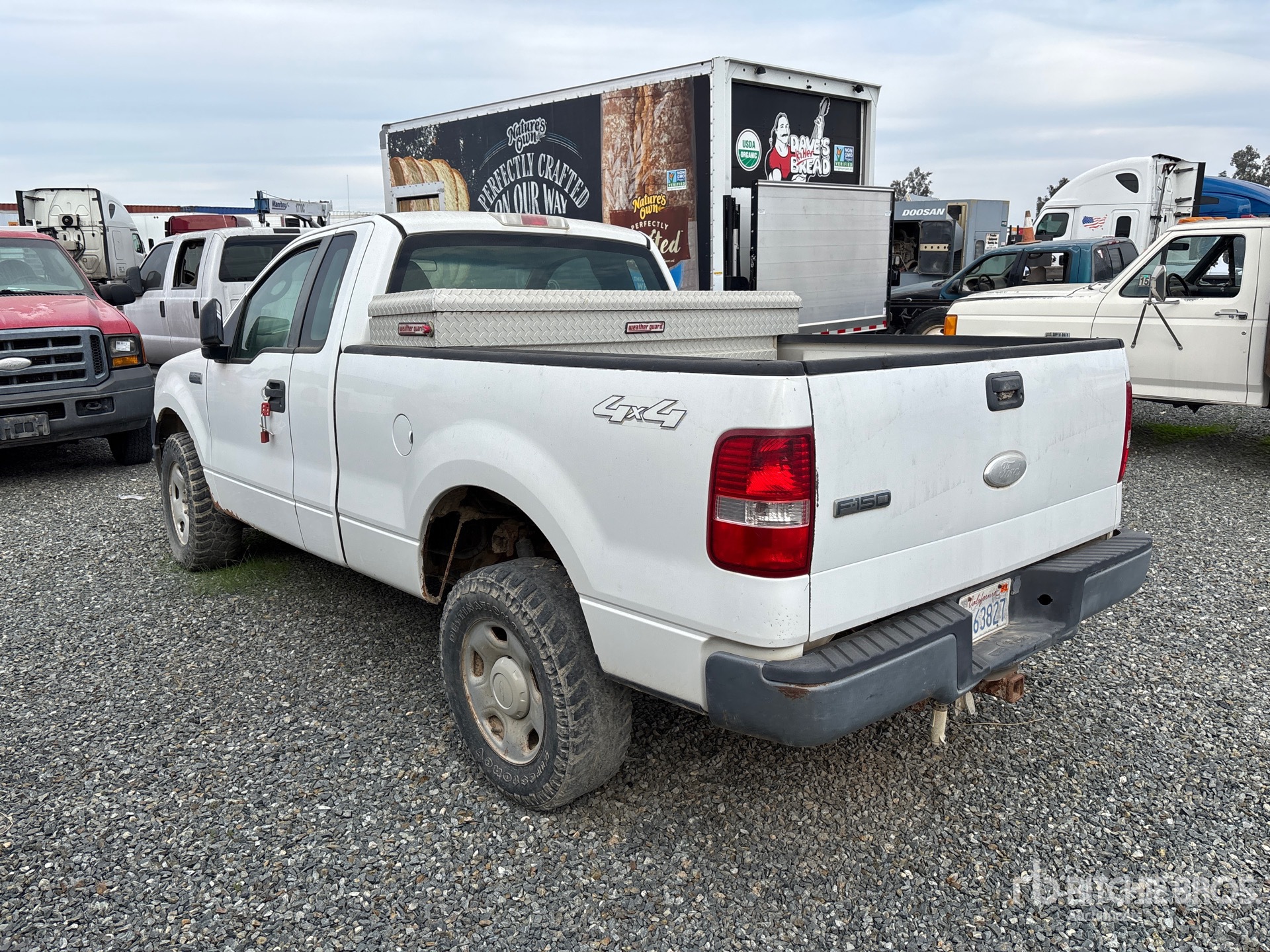 General Appearance with Picture, Left Rear Corner