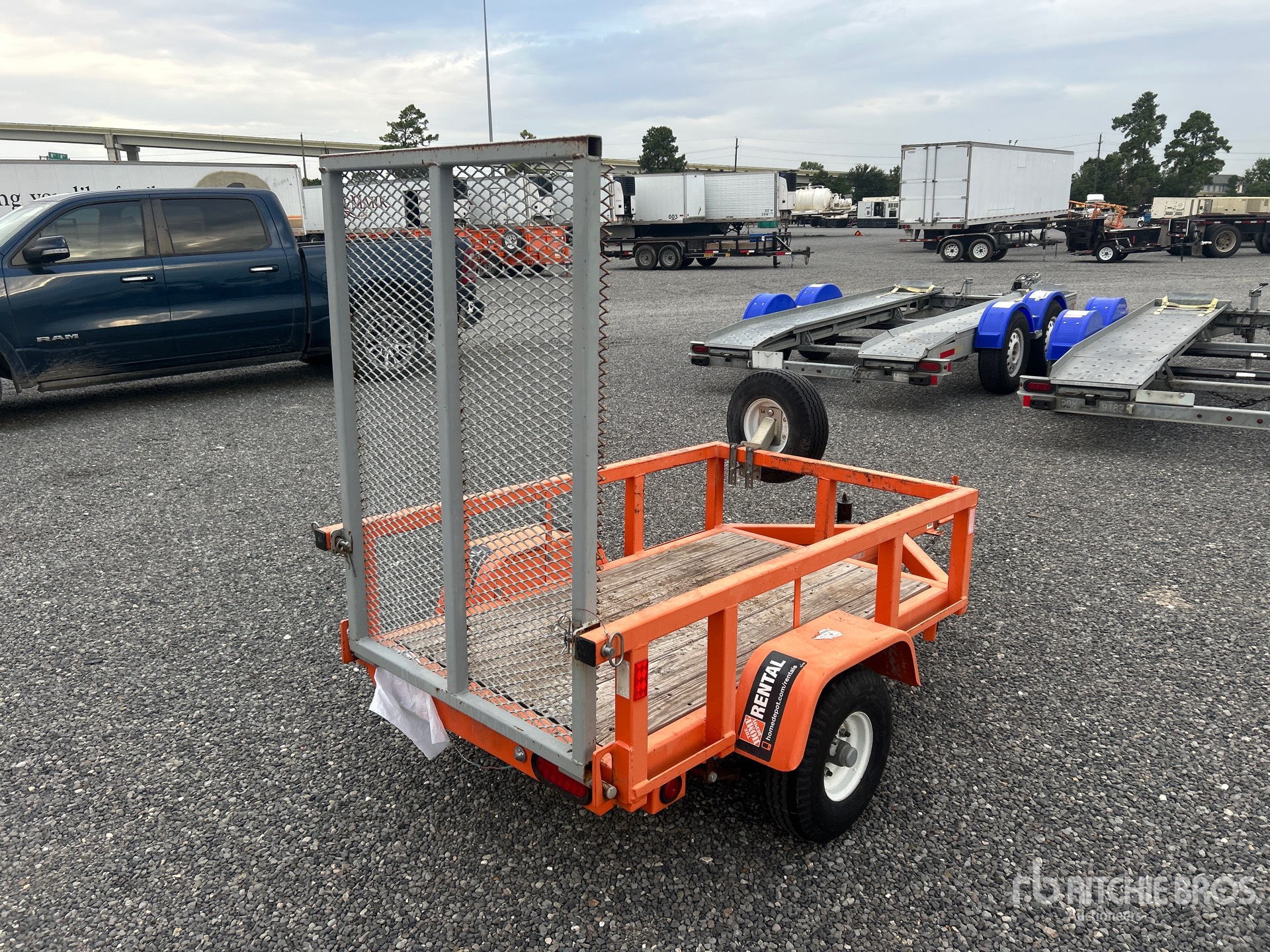 General Appearance with Picture, Right Rear Corner