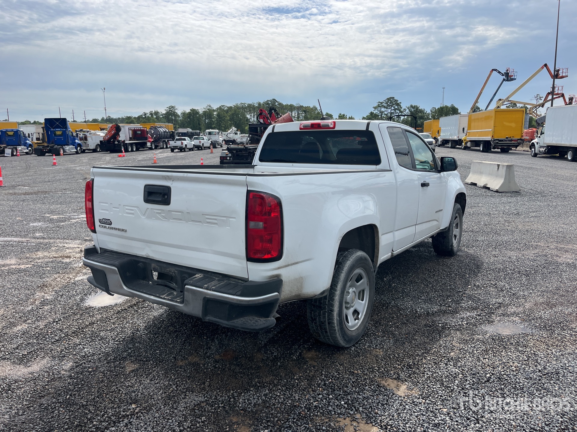 General Appearance with Picture, Right Rear Corner