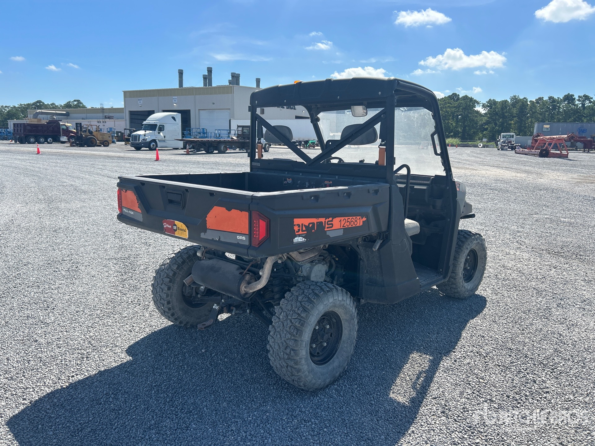 General Appearance with Picture, Right Rear Corner