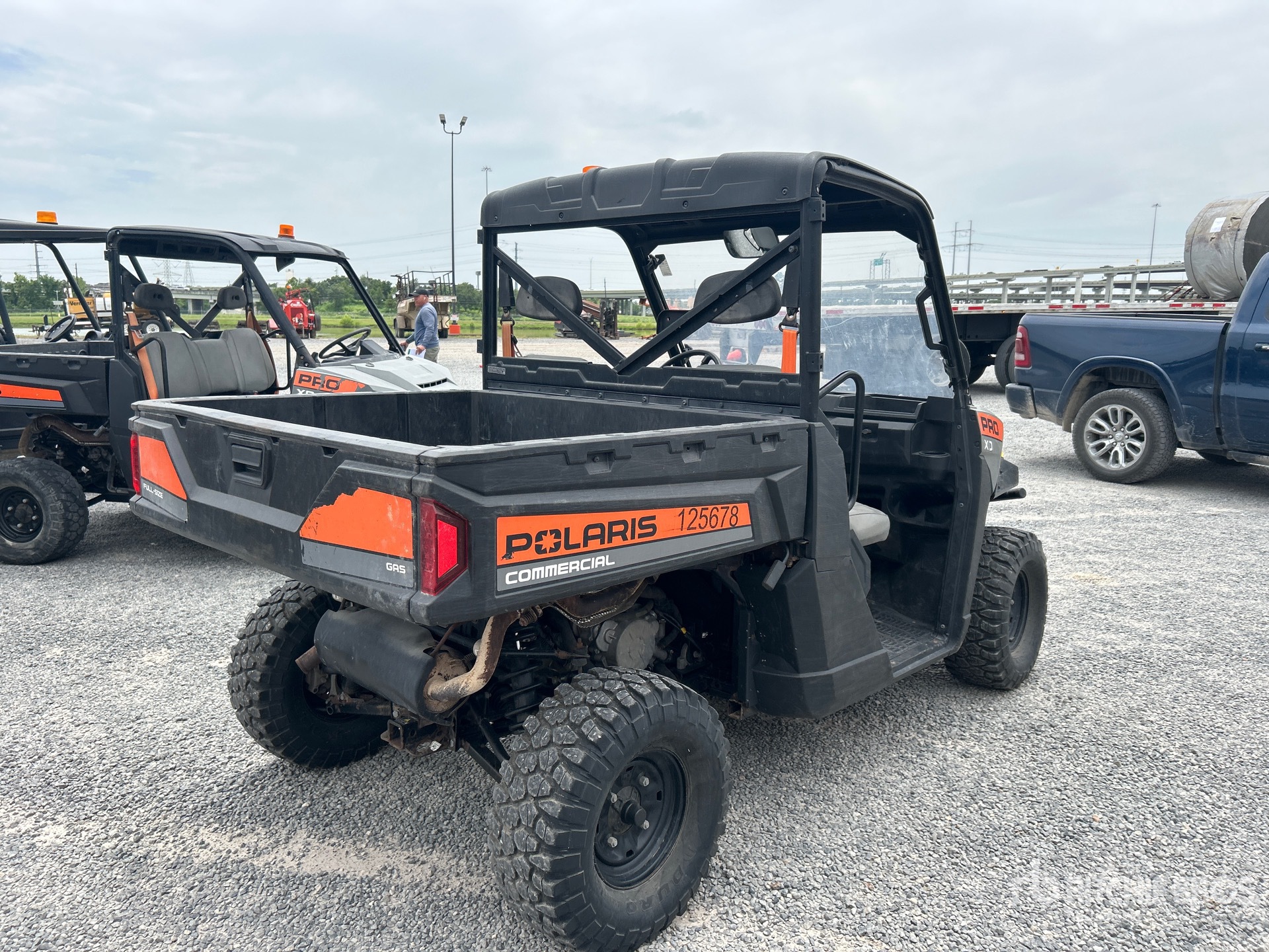 General Appearance with Picture, Right Rear Corner