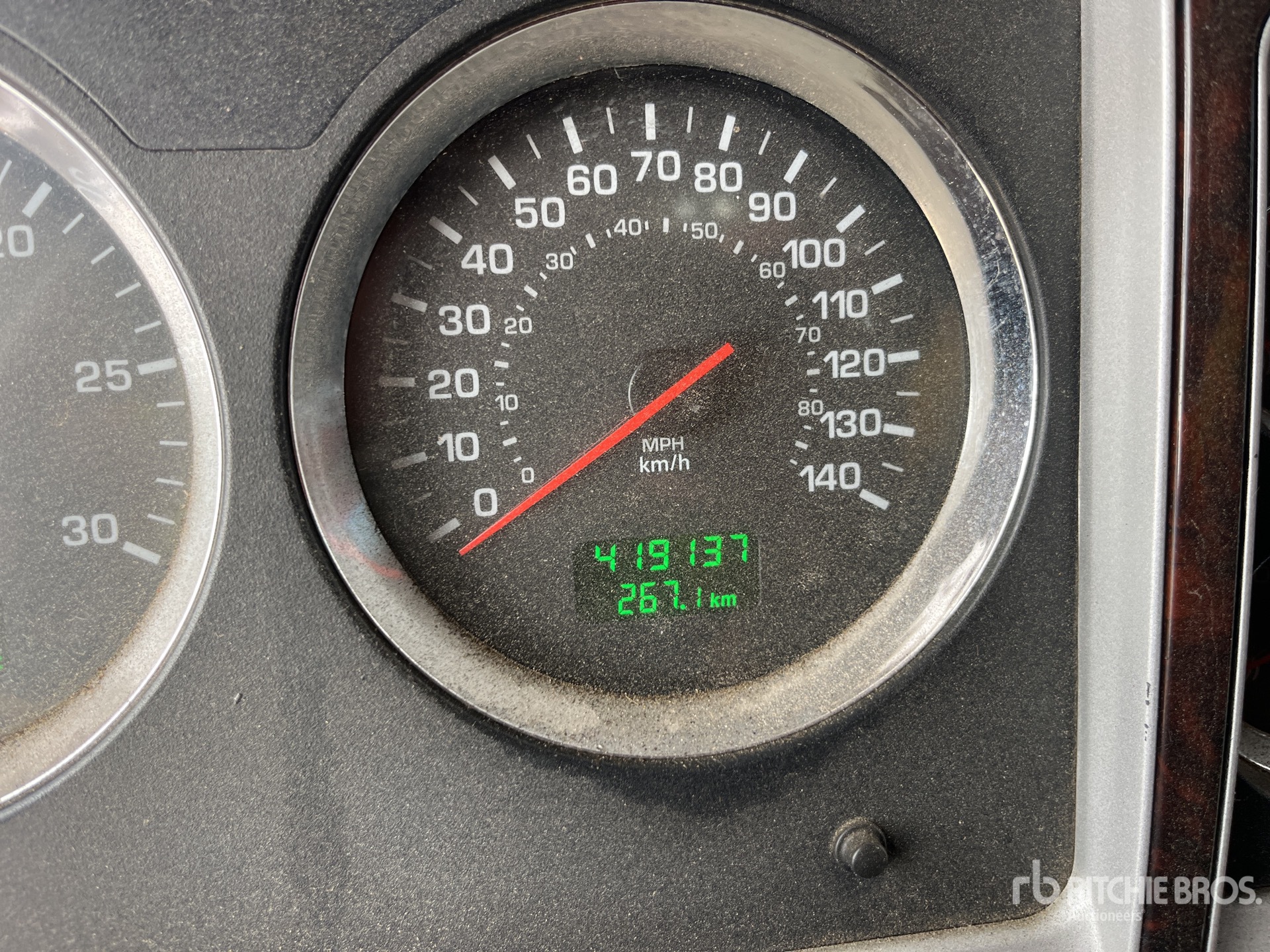 General Appearance with Hour Meter / Odometer