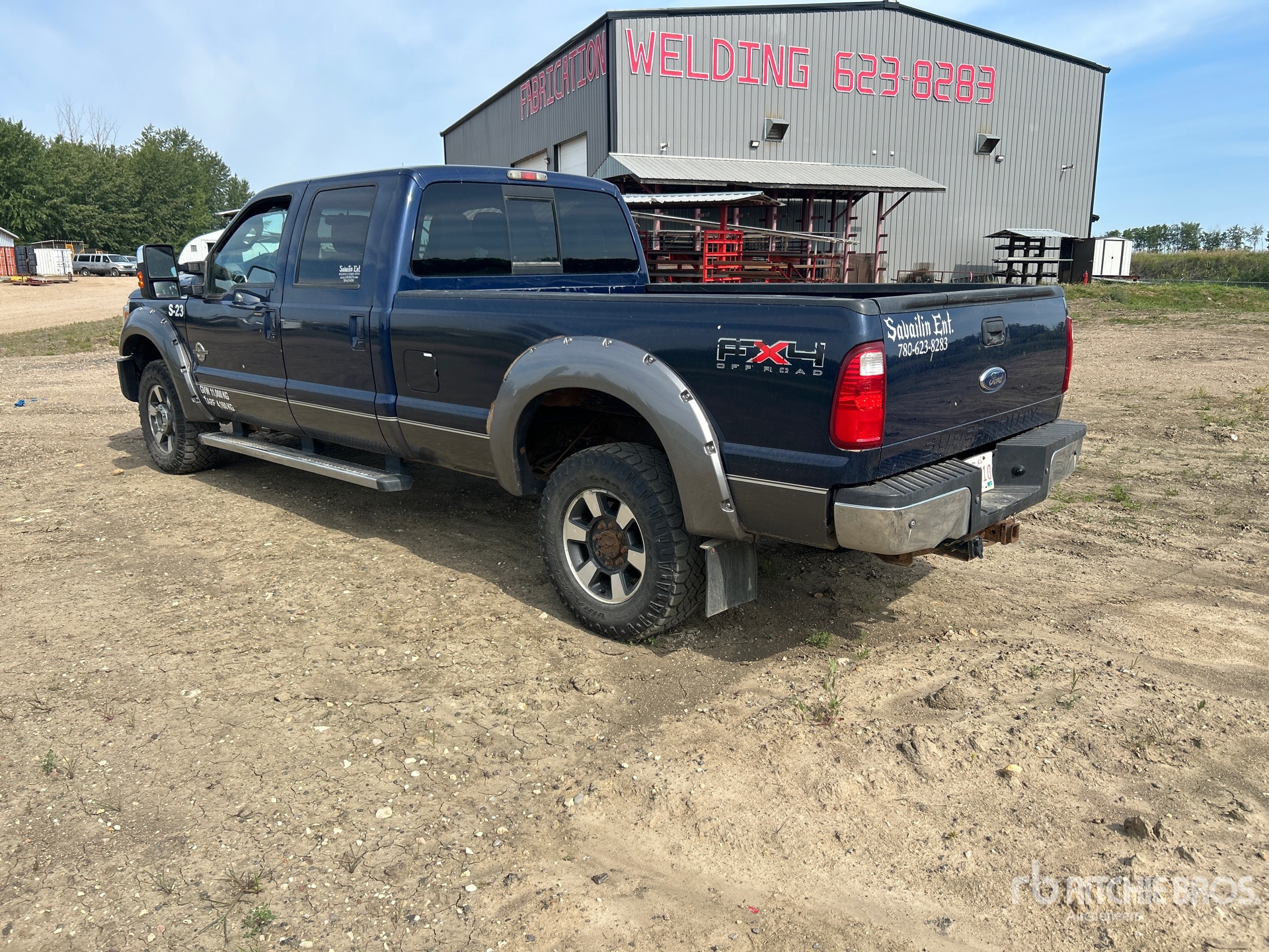 General Appearance with Picture, Left Rear Corner