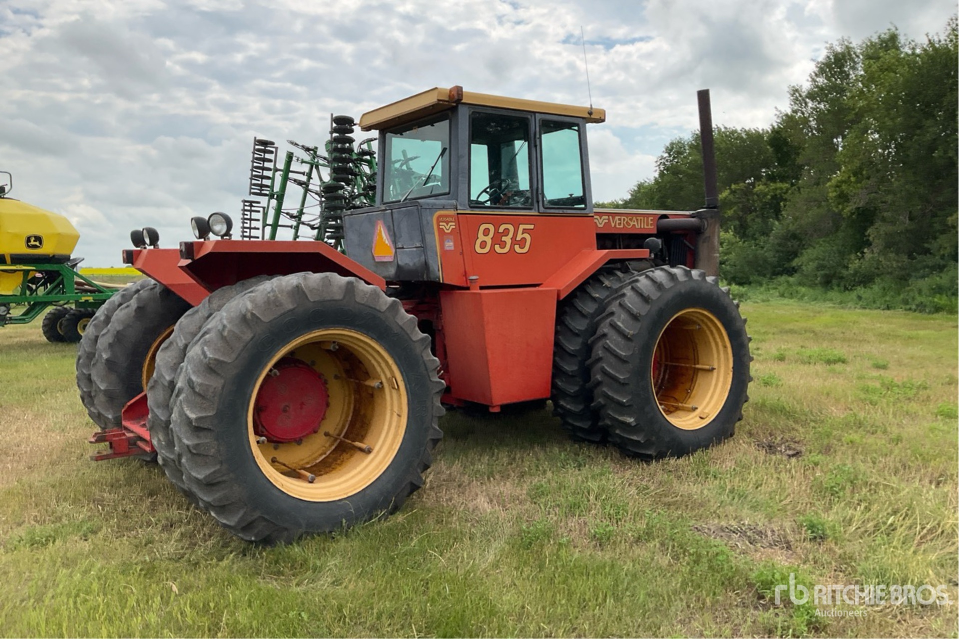 General Appearance with Picture, Right Rear Corner