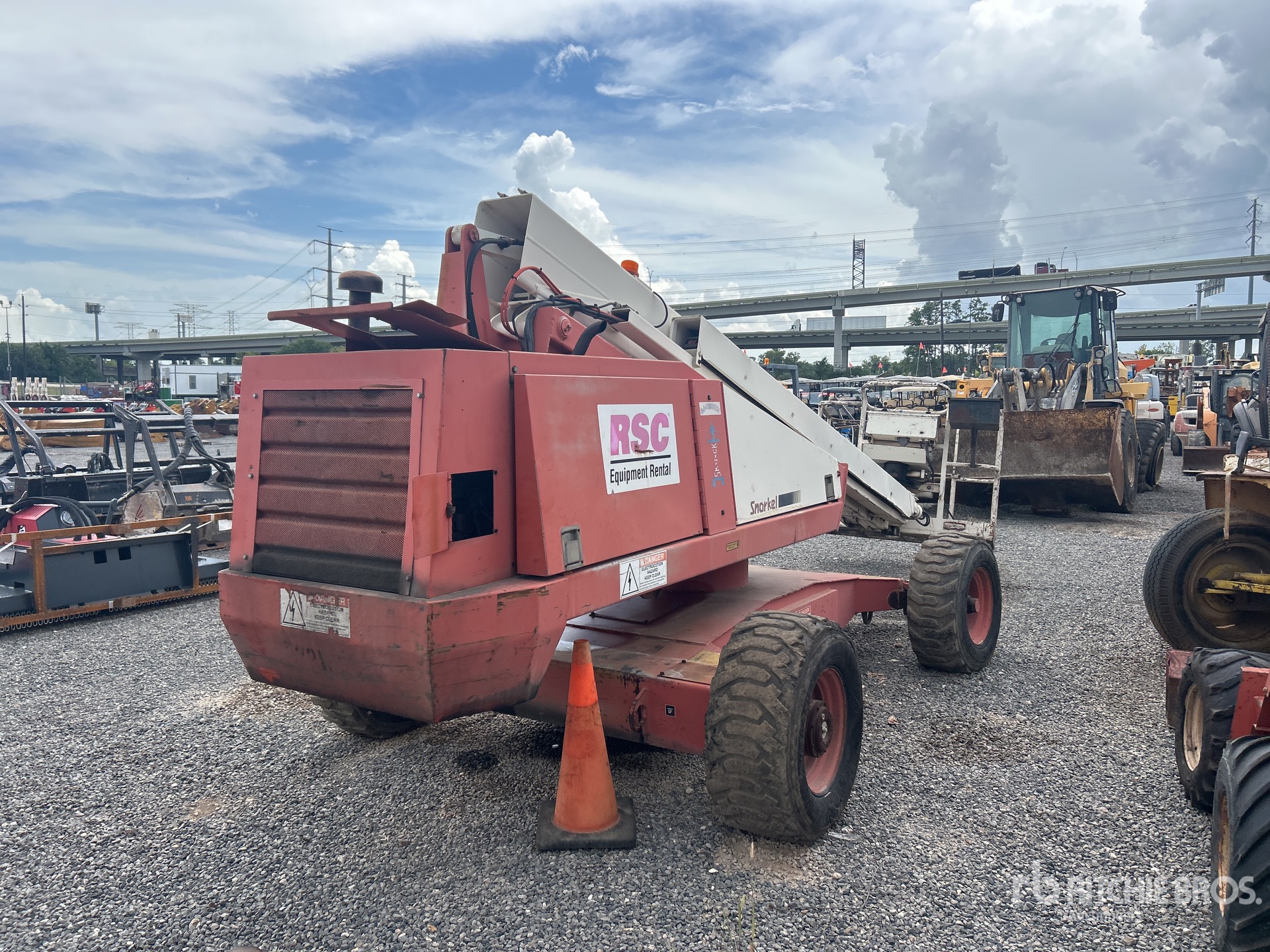 General Appearance with Image, coin arrière droit