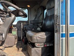 Cab with Seats/armrests