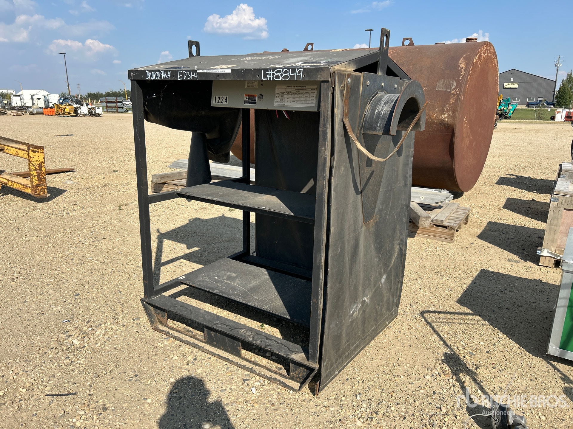 General Appearance with Picture, Left Front Corner