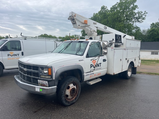 Telsta on 2002 Chevrolet C3500HD 4x2 Bucket Truck Telsta on 2002 Chevrolet C3500HD 4x2 Bucket Truck