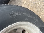 4 Underbody - Truck with 