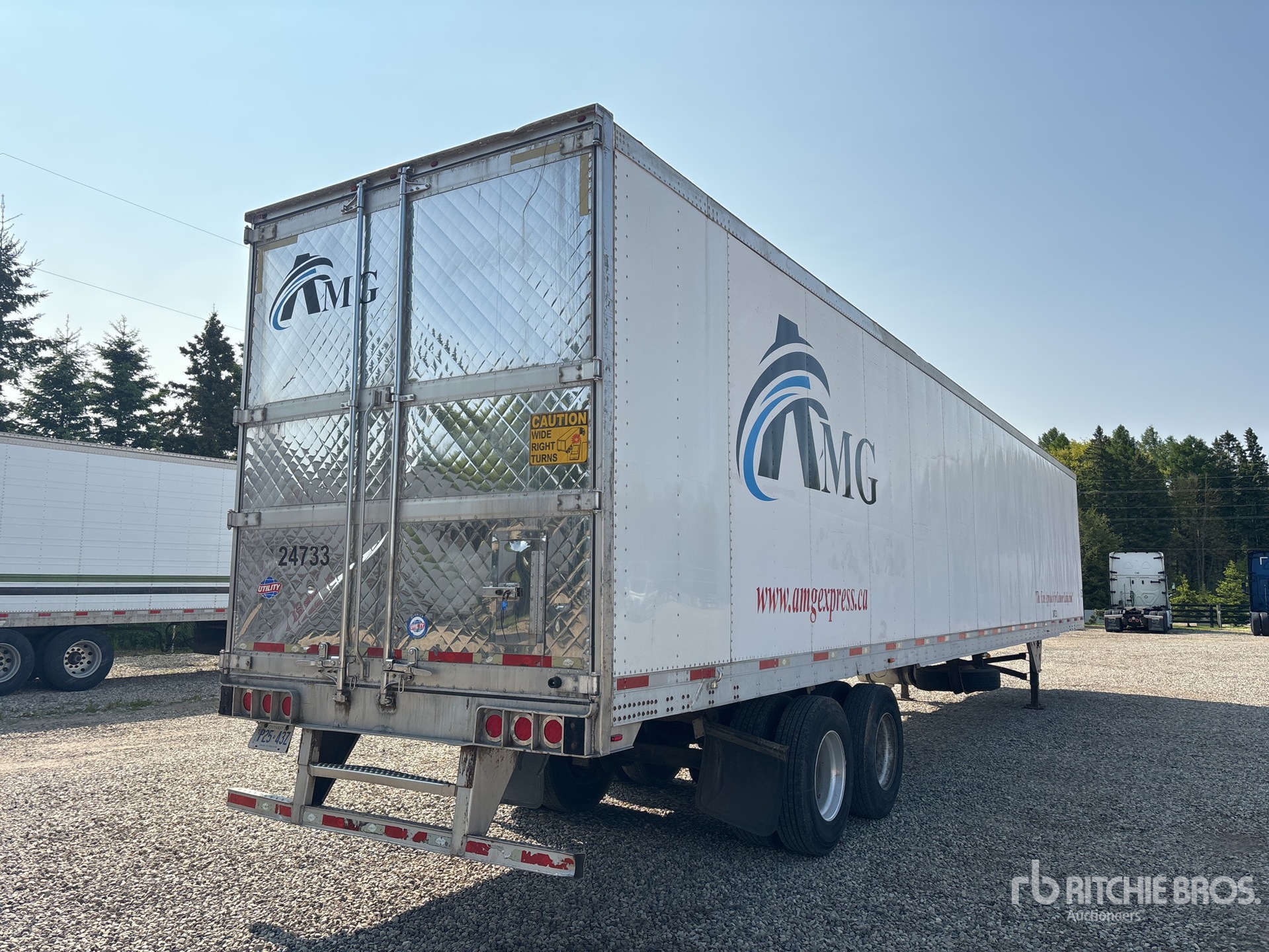 General Appearance with Picture, Right Rear Corner