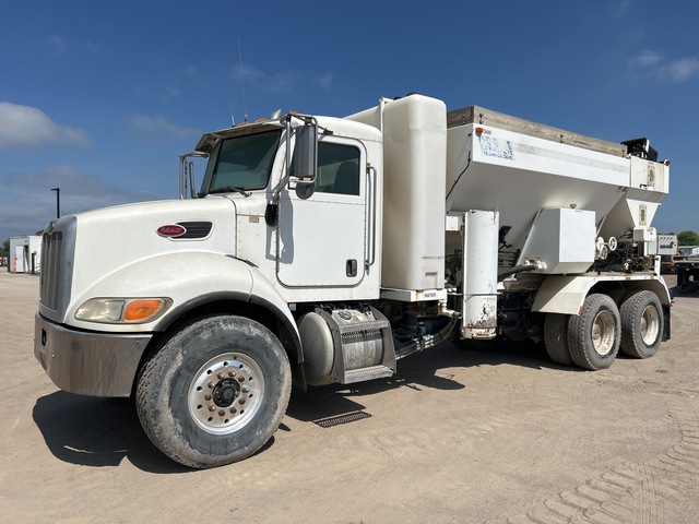 2006 Peterbilt 335 Volumetric 6x4 Volumetric Mixer Truck