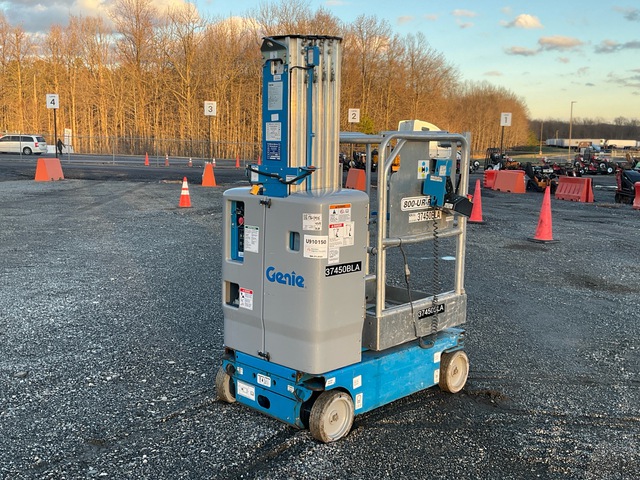 2016 Genie GR-20 Vertical Mast Lift