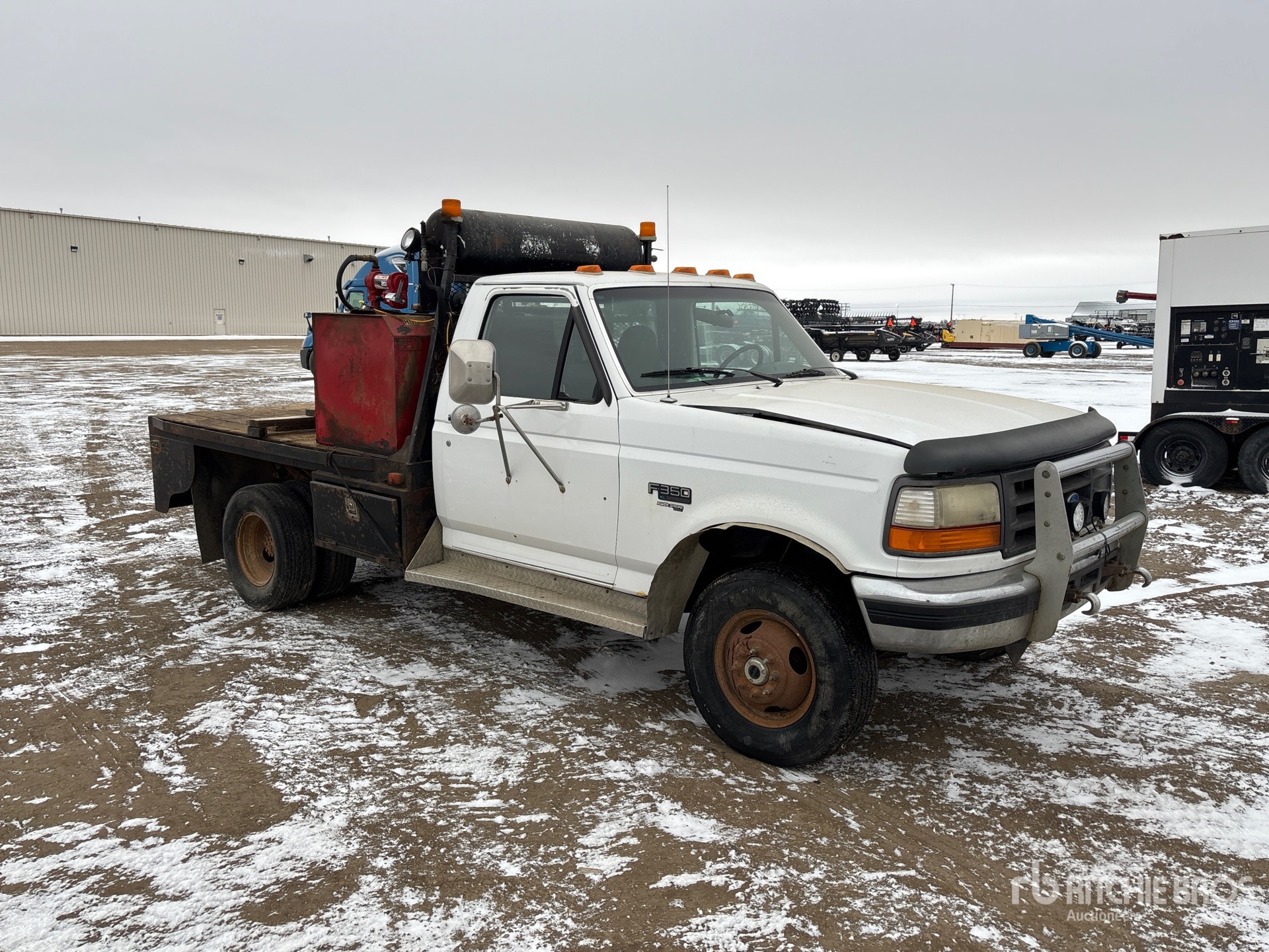Aspect général with Image, coin avant droit