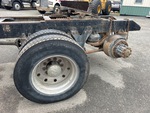 4 Underbody - Truck with 