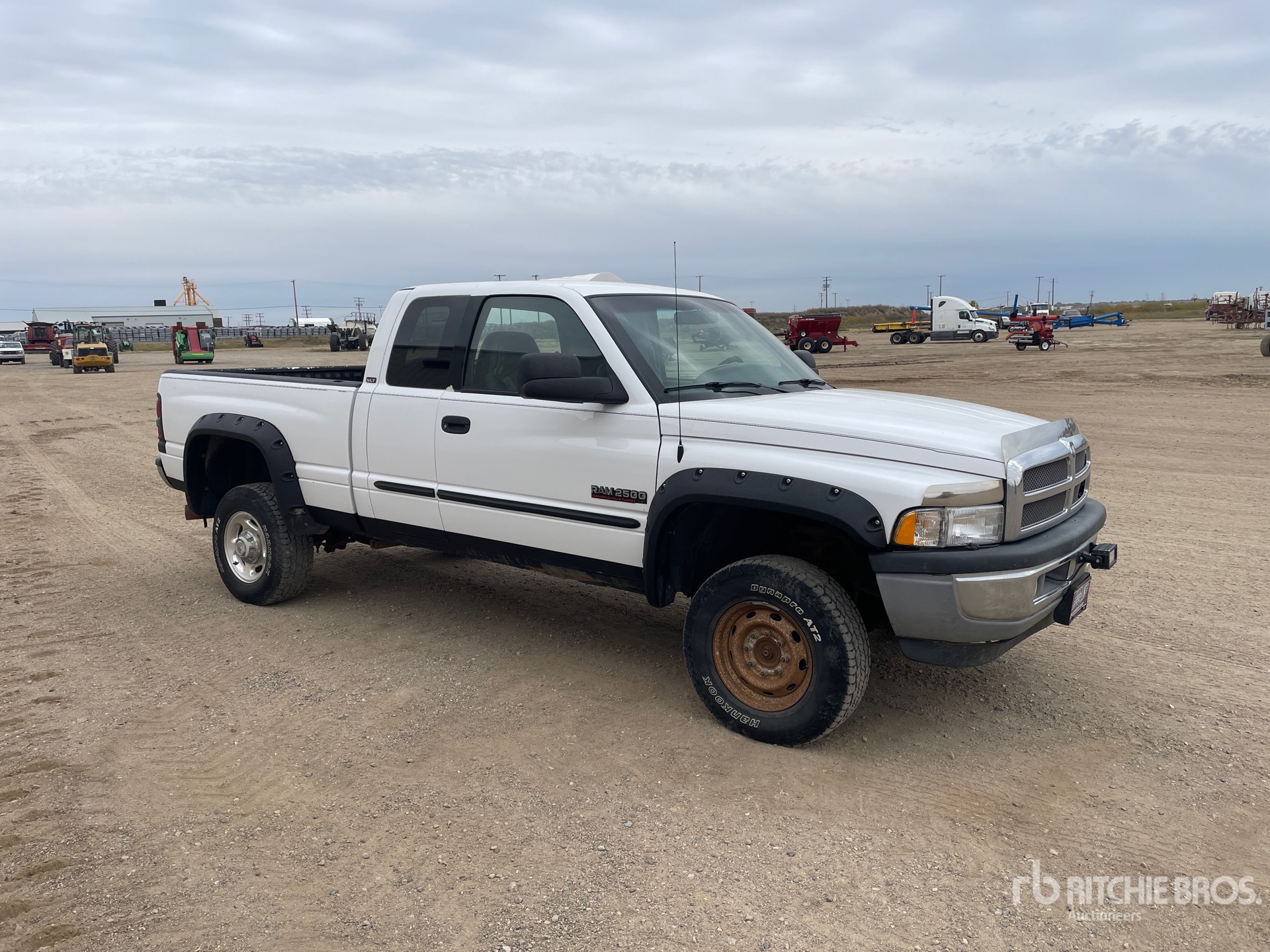 General Appearance with Picture, Right Front Corner