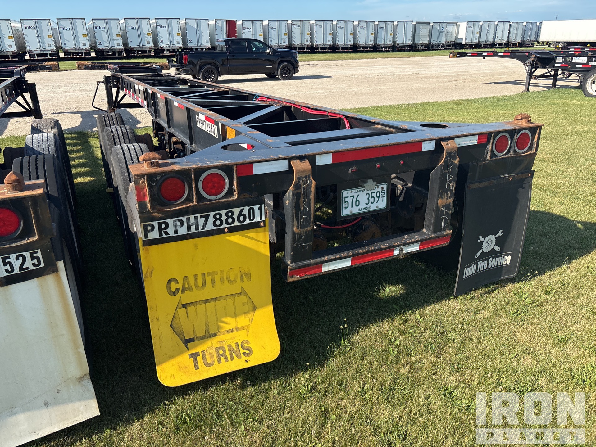 General Appearance with Picture, Left Rear Corner