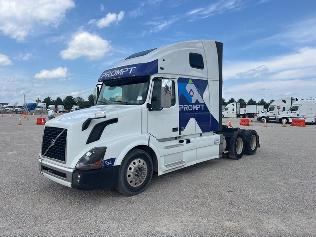 2016 Volvo VNL 6x4 T/A Sleeper Truck Tractor