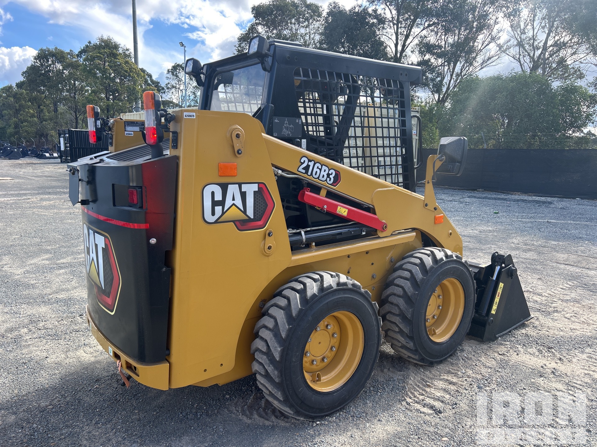 General Appearance with Picture, Right Rear Corner