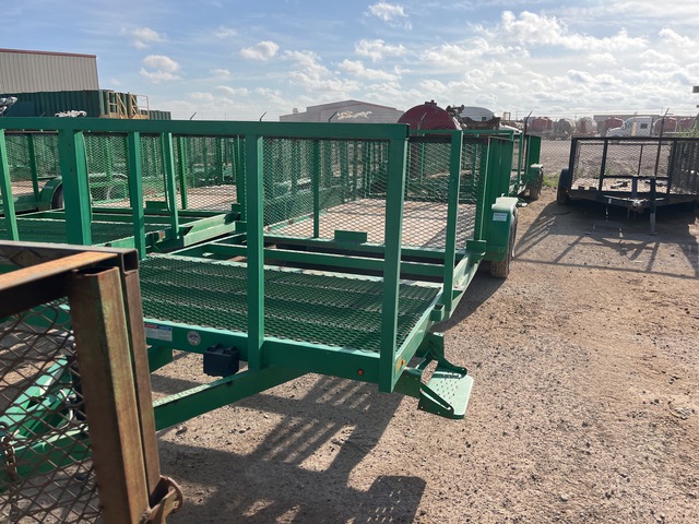 2018 Lamar XP832023 20 ft T/A Trash Utility Trailer