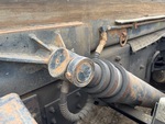 Underbody with Zylinderbolzen und -lager