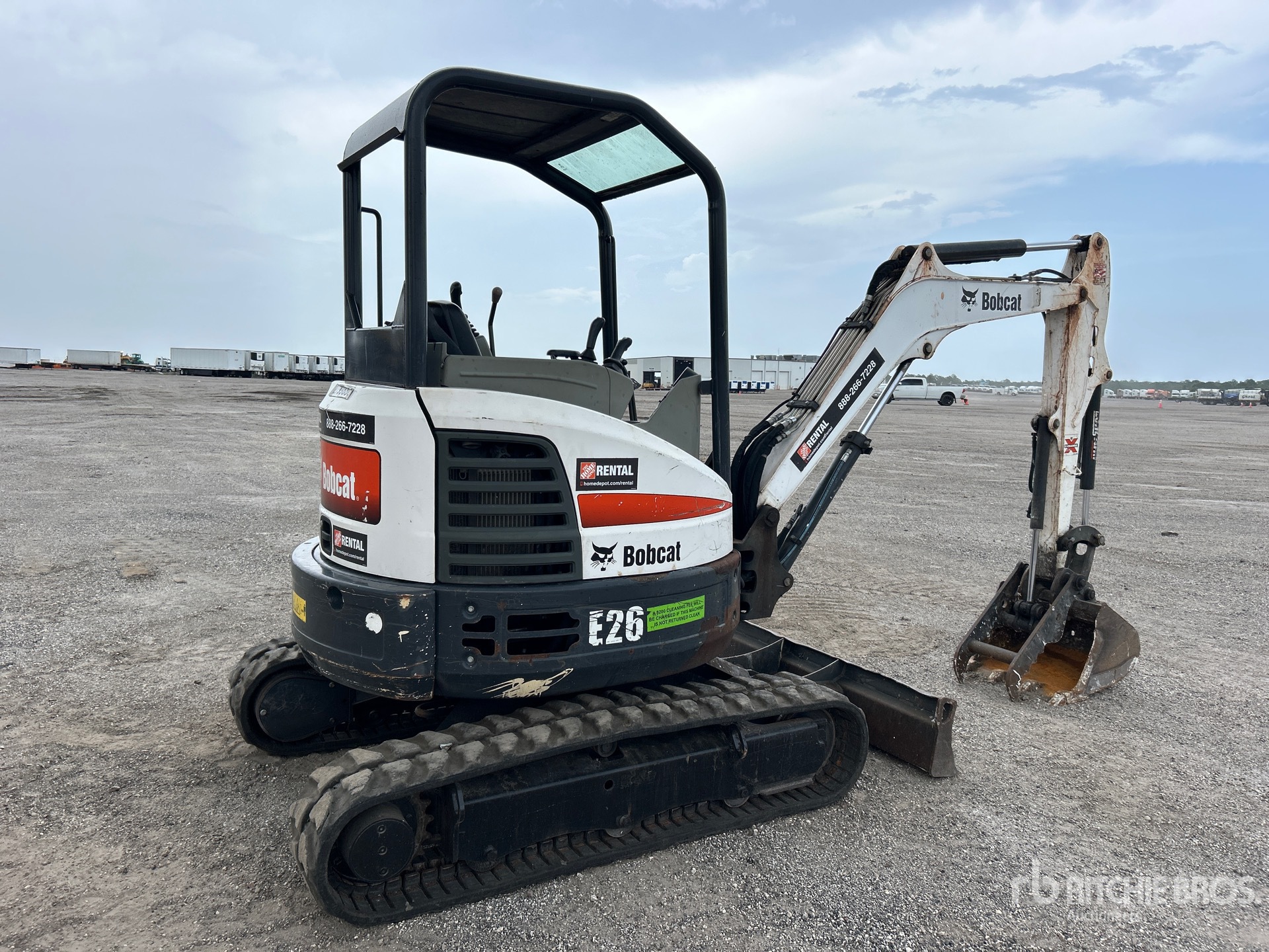 General Appearance with Picture, Right Rear Corner