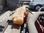NN298246 - 2022 International LT625: Cooling System Leaks
