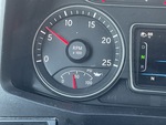 NN589487 - 2022 International LT625: Oil Pressure