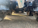 4 Underbody - Truck with 