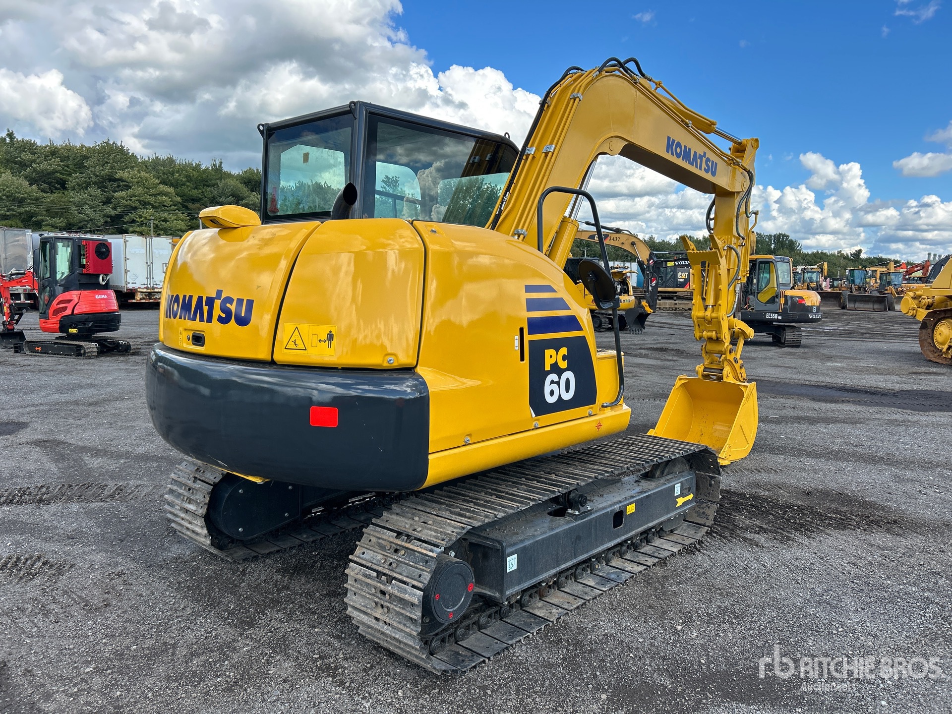 EXCAVADORA 2011 KOMATSU PC608