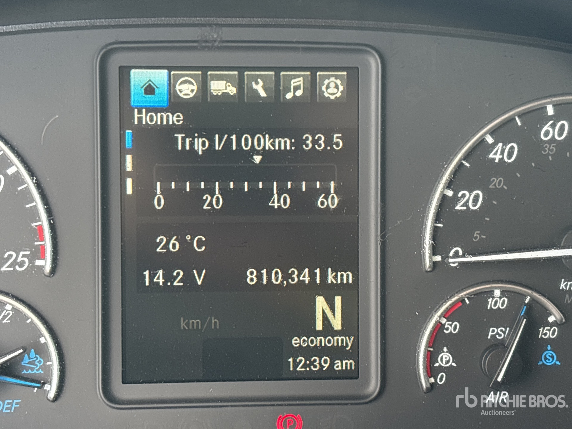 Aspect général with Compteur horaire / compteur kilométrique