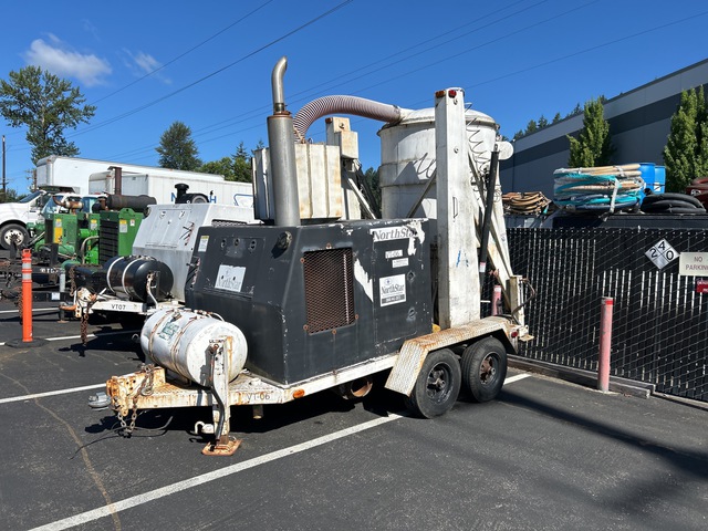 1988 Vector T/A Vacuum Tanker Trailer (Inoperable)