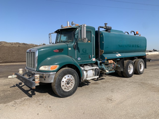 2011 Peterbilt 348 3600 gal 6x4 Water Truck