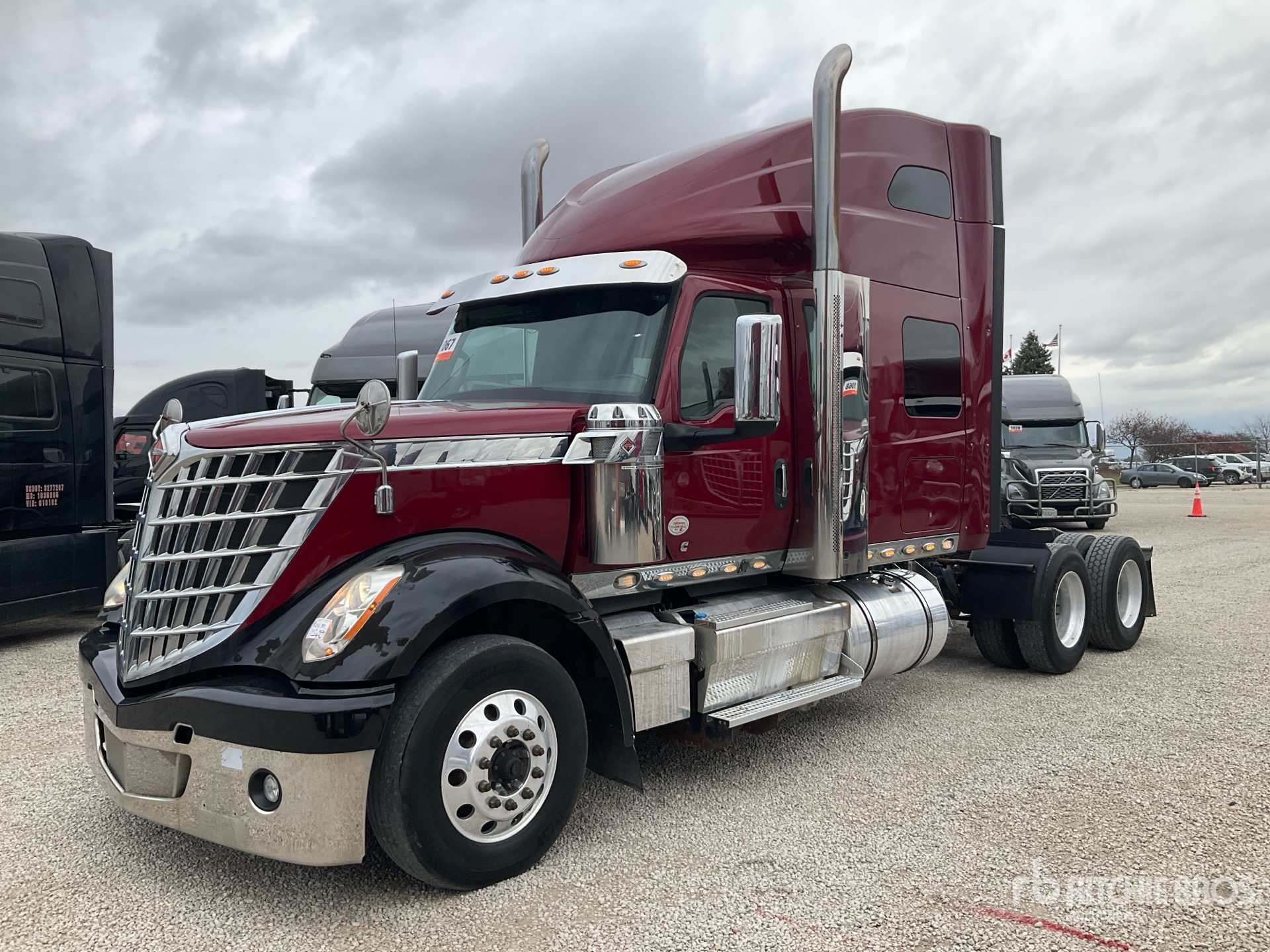 General Appearance with Picture, Left Front Corner