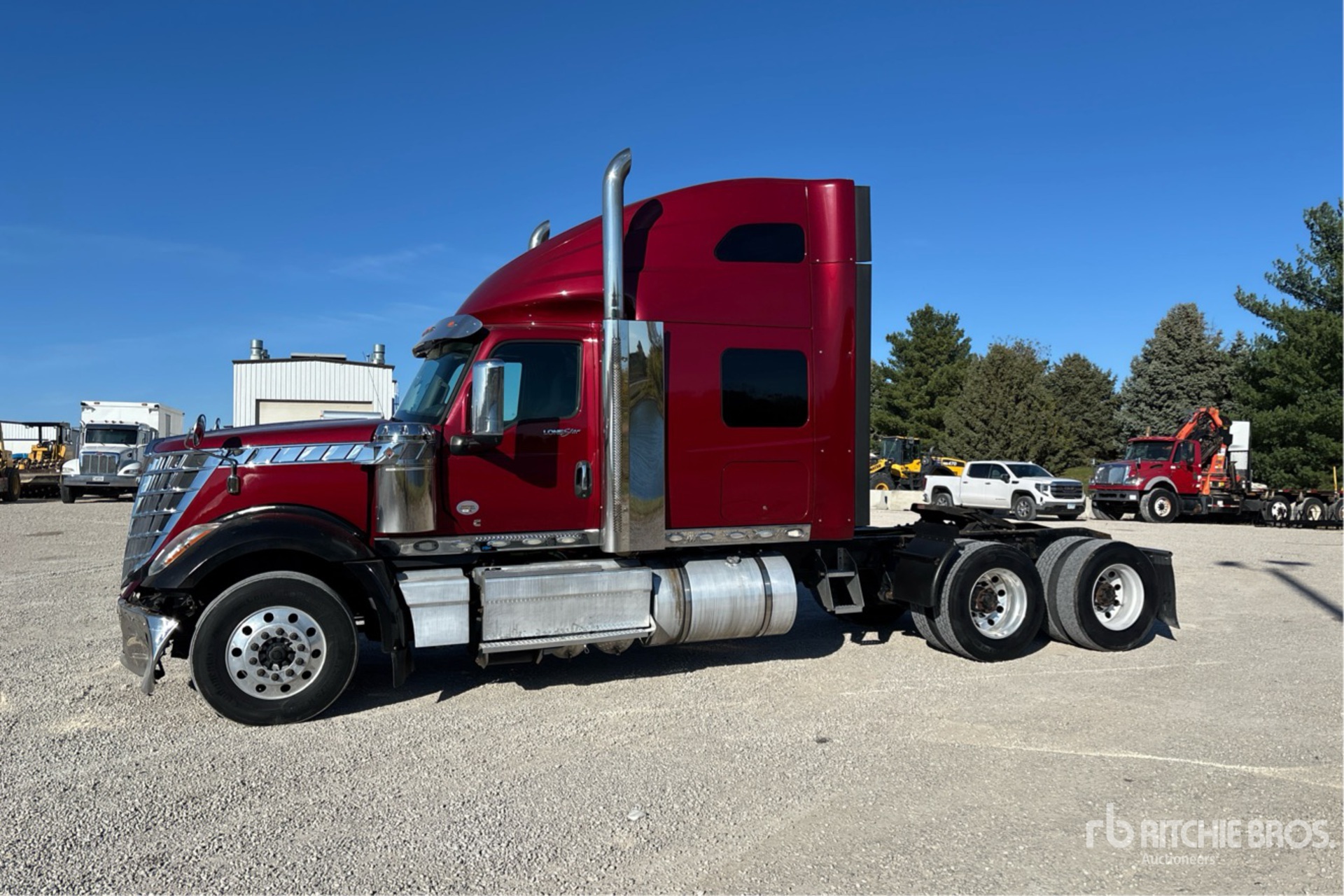 General Appearance with Foto, angolo anteriore sinistro