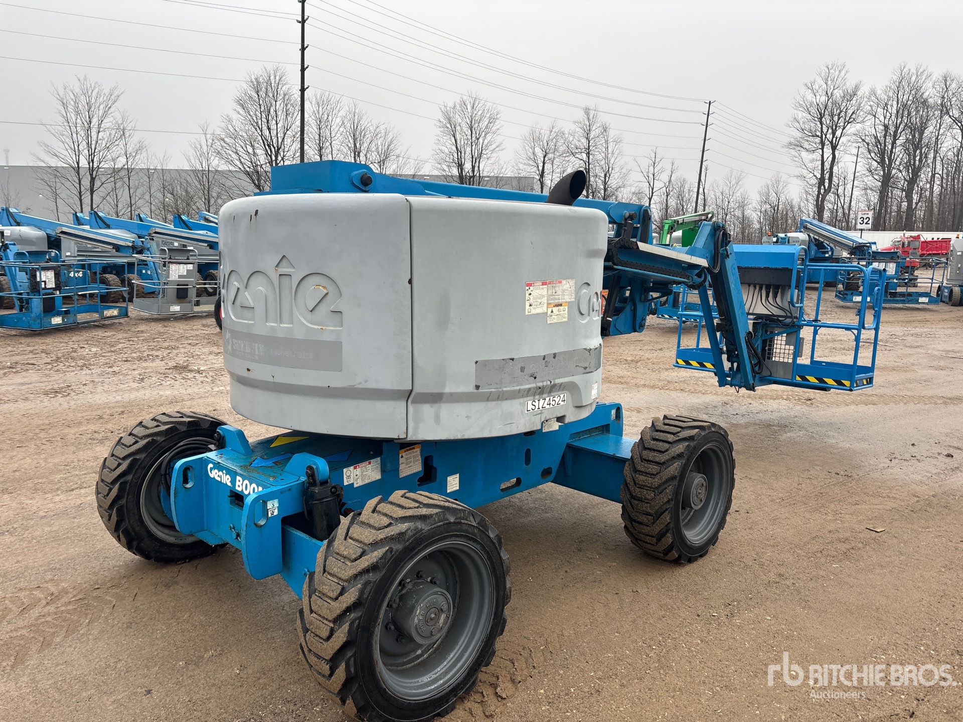 General Appearance with Imagen: esquina trasera derecha