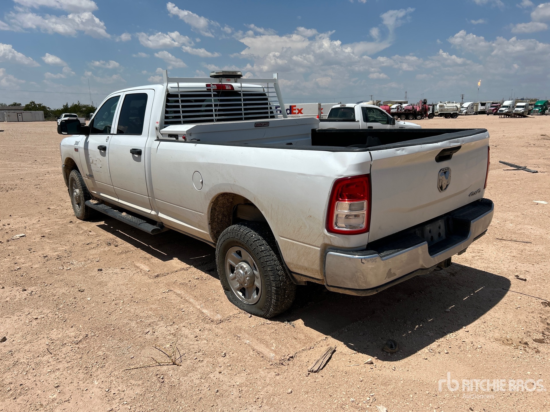 General Appearance with Picture, Left Rear Corner