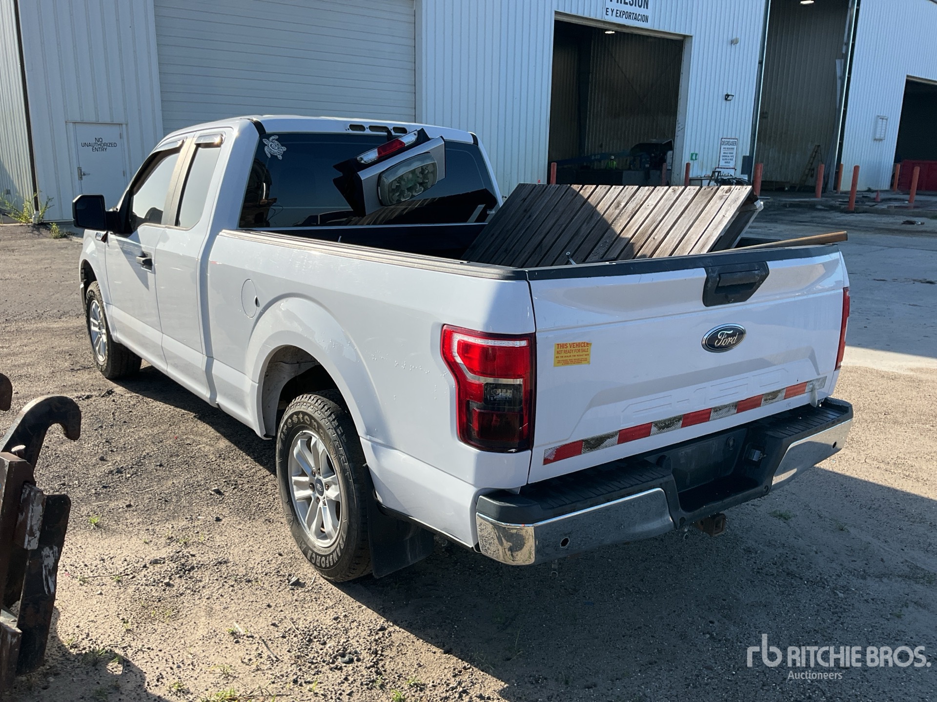 General Appearance with Picture, Left Rear Corner