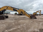 v2 Chassis - Excavator with 