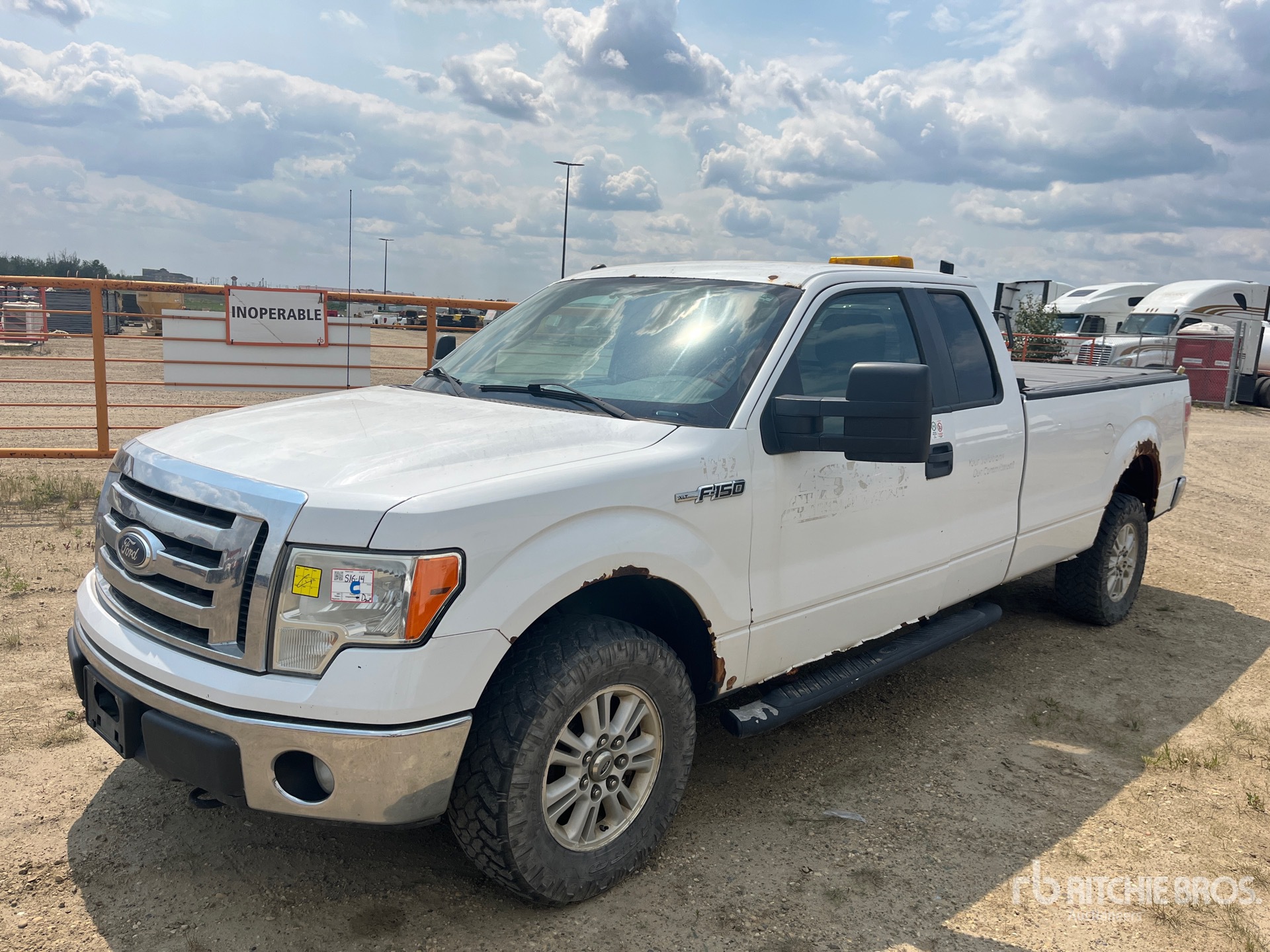 General Appearance with Picture, Left Front Corner