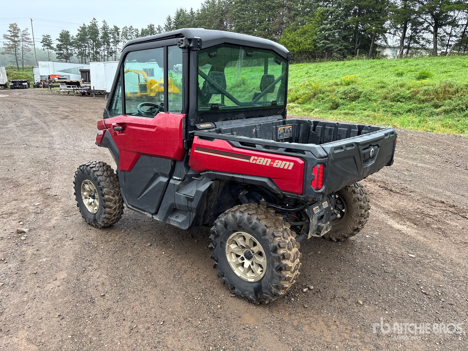 General Appearance with Picture, Left Rear Corner