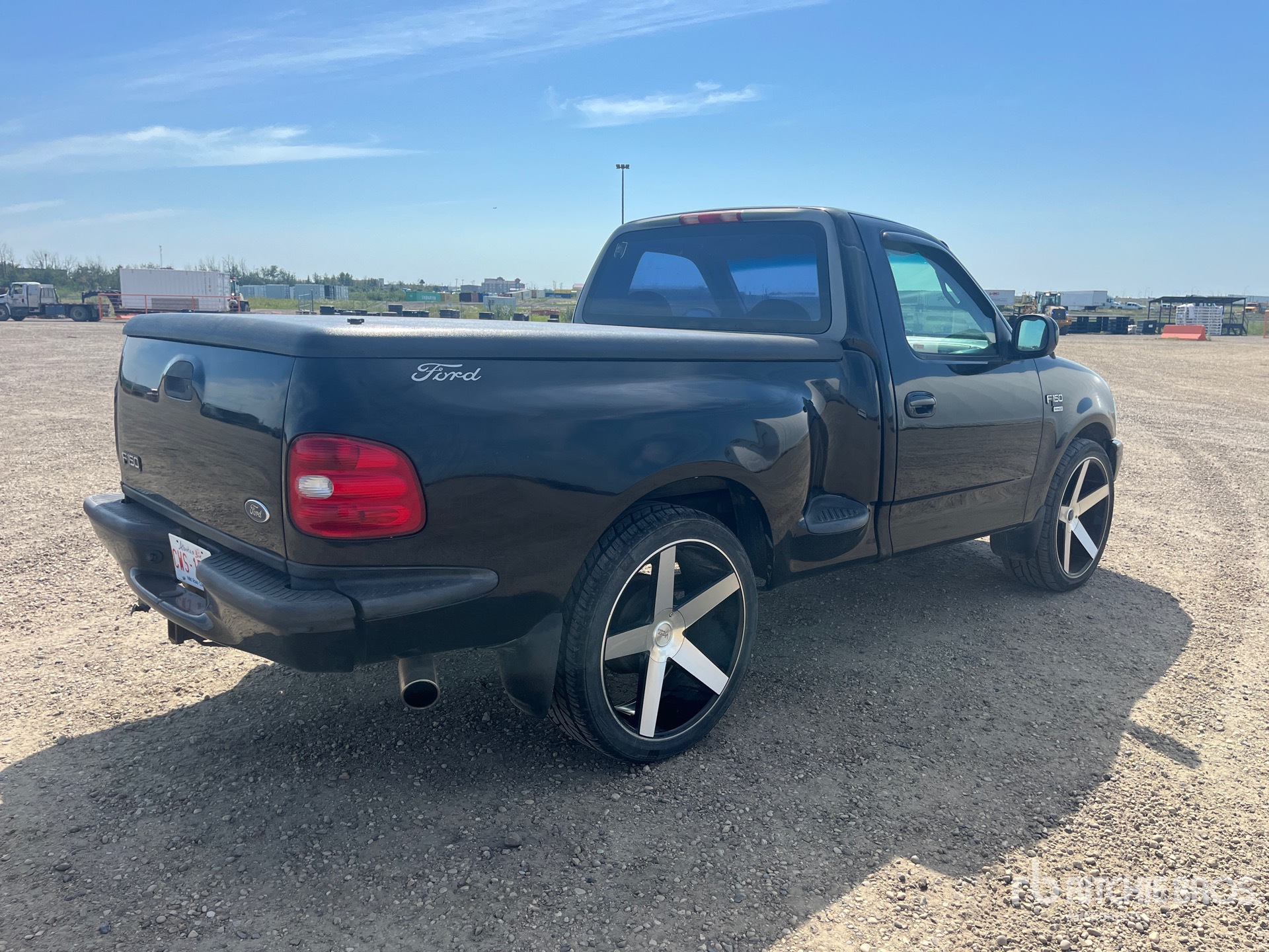 General Appearance with Picture, Left Rear Corner