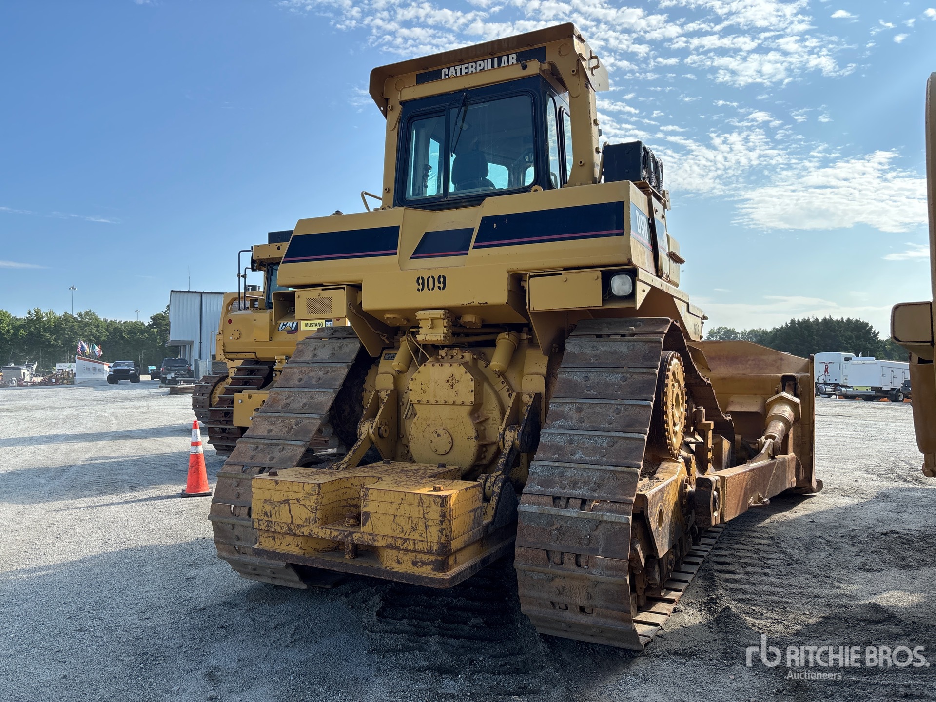 TOPADOR FRONTAL 2002 CATERPILLAR D9R