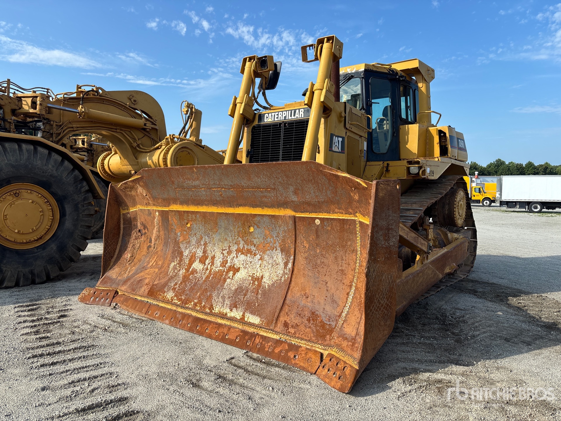 TOPADOR FRONTAL 2002 CATERPILLAR D9R