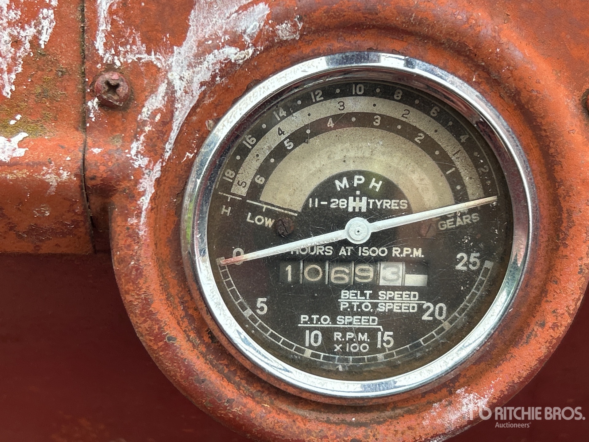General Appearance with Hour Meter / Odometer